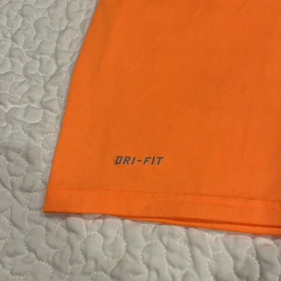 Orange Nike dri fit short sleeve crew neck t shirt polyester XL preowned - Picture 2 of 5